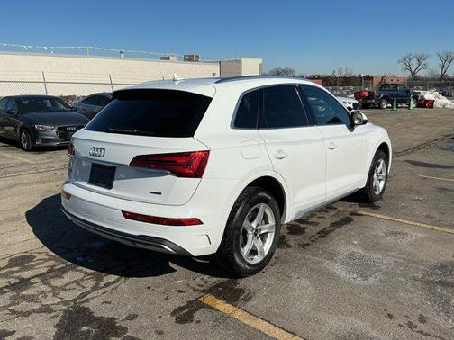 2023 Audi Q5 40 Premium