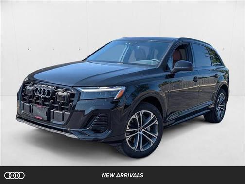2025 Audi Q7 45 Premium Plus
