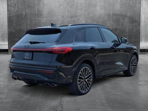 2025 Audi SQ5 3.0T Premium Plus