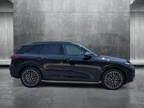 2025 Audi SQ5 3.0T Premium Plus