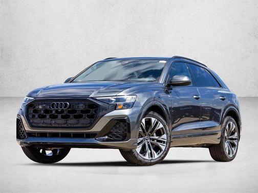 Daytona Gray Pearl Effect 2026 Audi Q8 55 Premium Plus