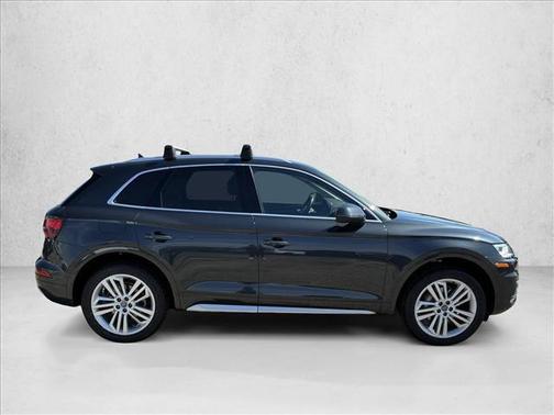 Monsoon Gray Metallic 2018 Audi Q5 2.0T Premium Plus
