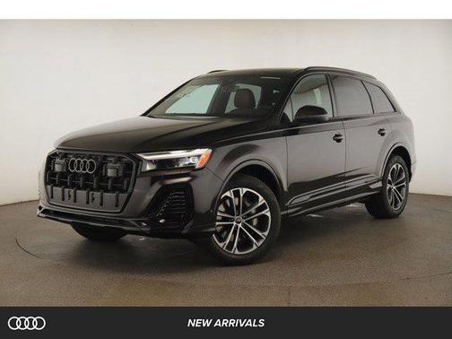 2025 Audi Q7 45 Premium Plus