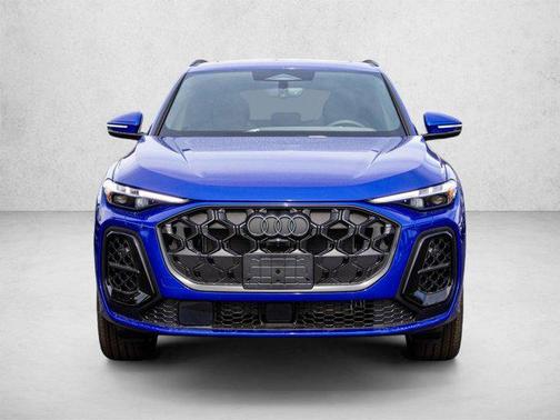 Ultra Blue Metallic 2026 Audi Q5 Premium Plus TFSI quattro S tronic