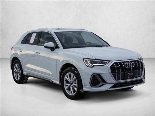 2025 Audi Q3 45 S line Premium Plus