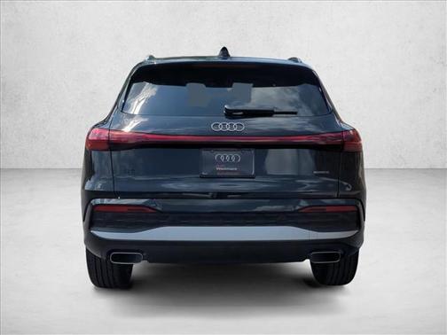 2025 Audi Q5 Premium TFSI quattro S tronic