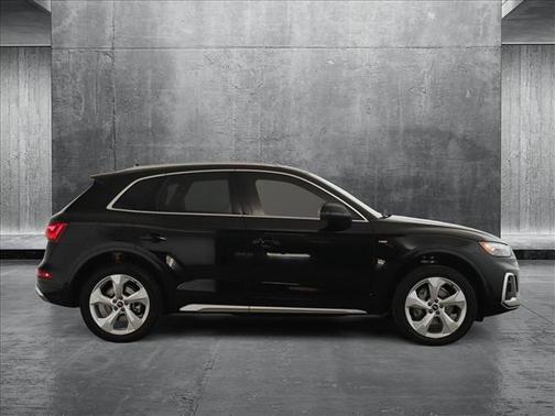 2025 Audi Q5 45 S line Premium Plus