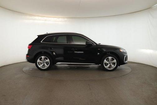 2025 Audi Q5 45 S line Premium Plus