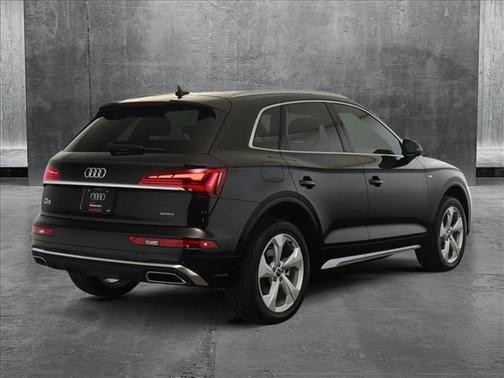 2025 Audi Q5 45 S line Premium Plus