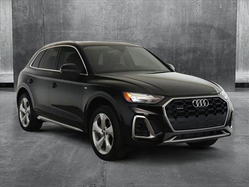 2025 Audi Q5 45 S line Premium Plus