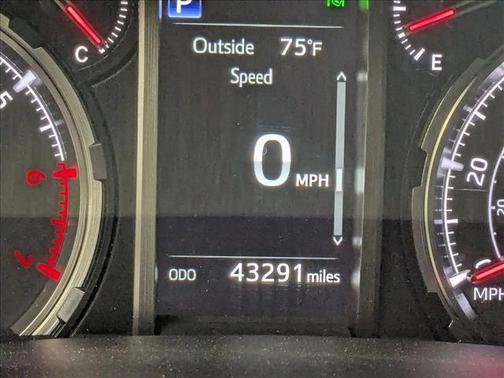 2024 Toyota 4Runner TRD Off Road