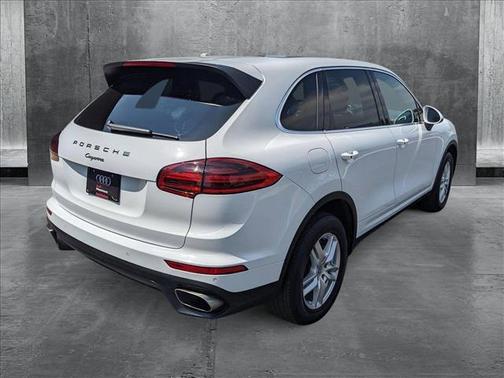 2016 Porsche Cayenne Base