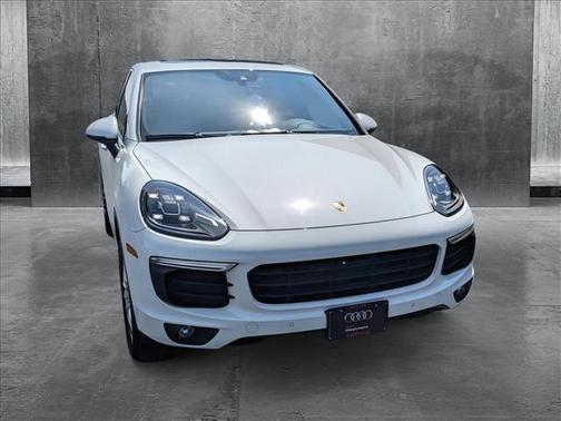 2016 Porsche Cayenne Base