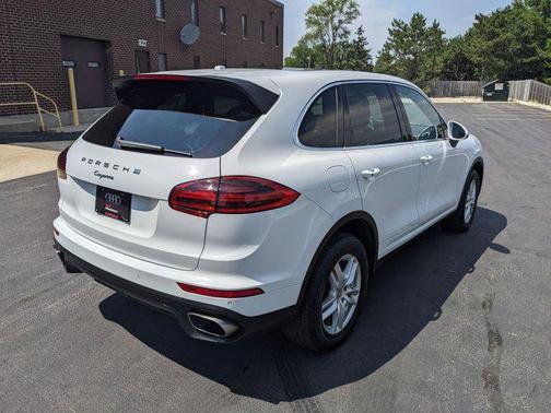 2016 Porsche Cayenne Base