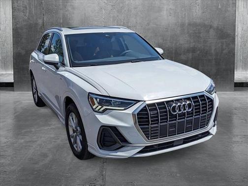 2025 Audi Q3 45 S line Premium Plus