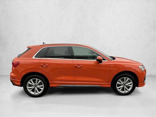2025 Audi Q3 Premium 45 TFSI S line quattro Tiptronic