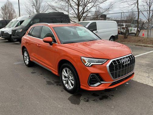 2025 Audi Q3 Premium 45 TFSI S line quattro Tiptronic