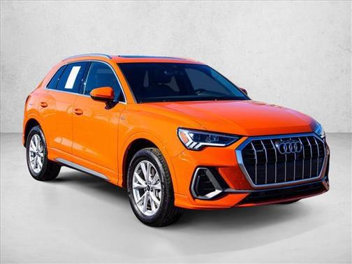 2025 Audi Q3 Premium 45 TFSI S line quattro Tiptronic