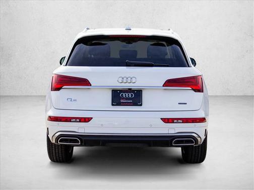 Ibis White 2023 Audi Q5 45 S line Premium