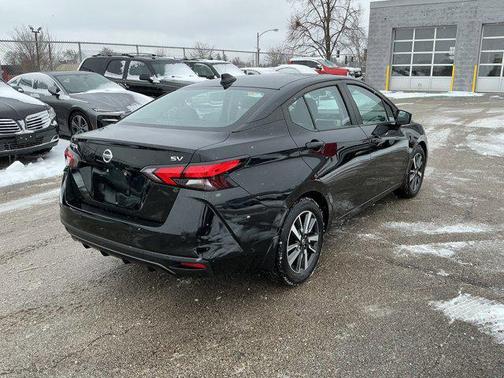 2022 Nissan Versa 1.6 SV