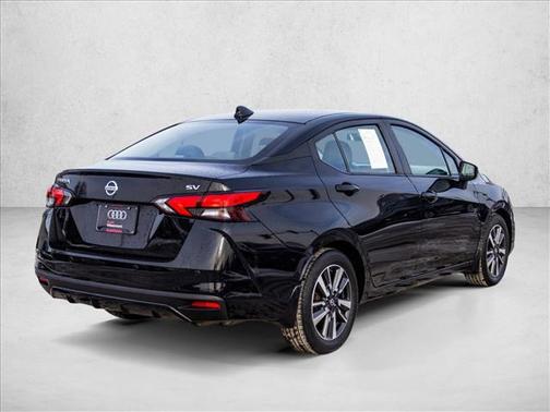 2022 Nissan Versa 1.6 SV