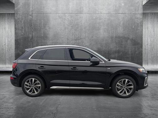2022 Audi Q5 45 S line Premium