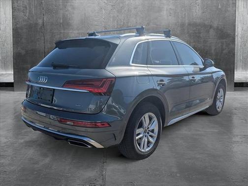 2022 Audi Q5 45 S line Premium