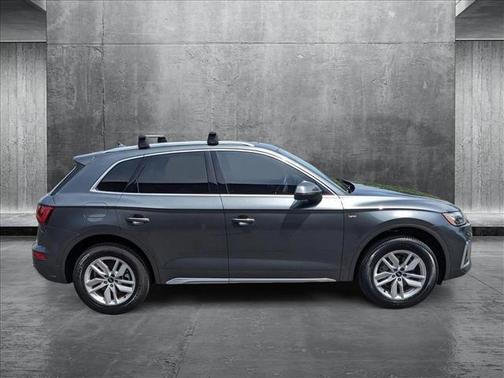 2022 Audi Q5 45 S line Premium