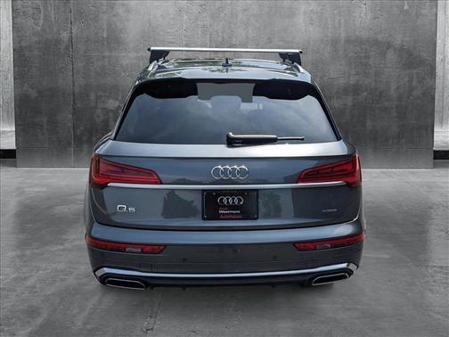 2022 Audi Q5 45 S line Premium