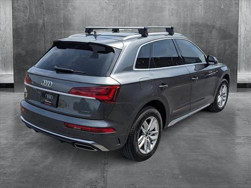 2022 Audi Q5 45 S line Premium