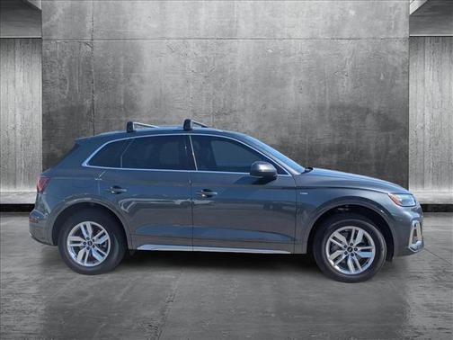 2022 Audi Q5 45 S line Premium