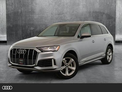 2022 Audi Q7 45 Premium
