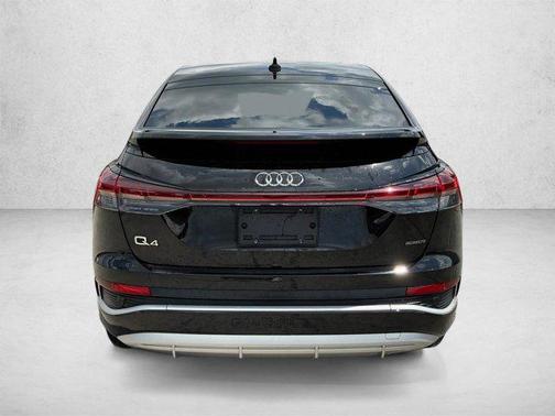 Mythos Black Metallic 2023 Audi Q4 e-tron Premium 50 quattro