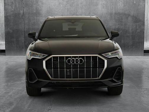 2025 Audi Q3 45 S line Premium Plus