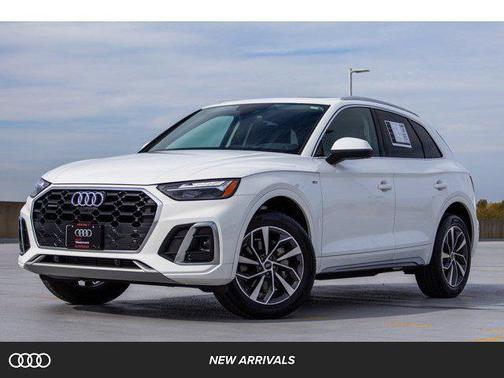 2023 Audi Q5 45 S line Premium Plus