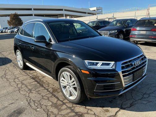 2020 Audi Q5 45 Premium Plus
