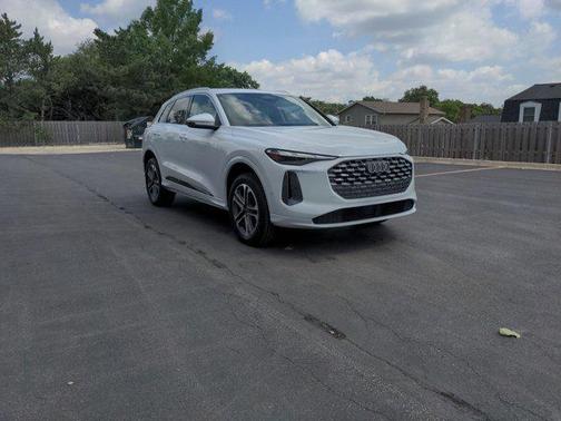 2025 Audi Q5 Premium