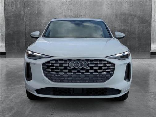2025 Audi Q5 Premium