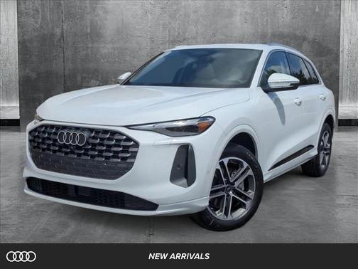 2025 Audi Q5 Premium