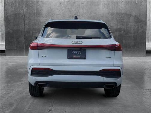 2025 Audi Q5 Premium