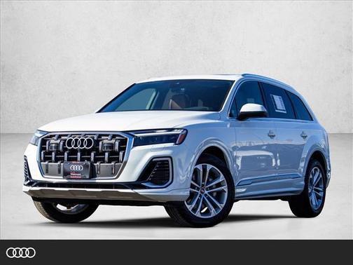 2025 Audi Q7 55 Premium Plus