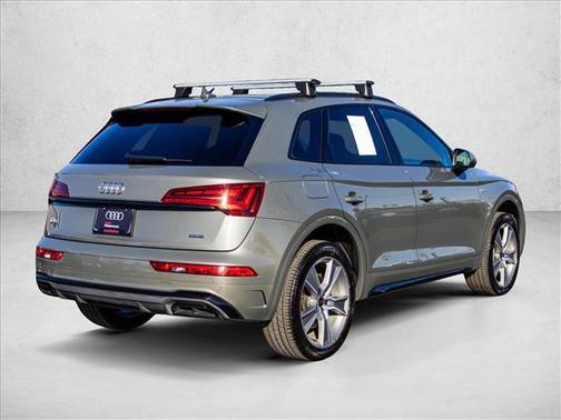 2025 Audi Q5 45 S line Premium