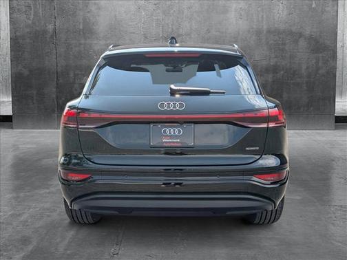 2025 Audi Q6 e-tron Prestige quattro