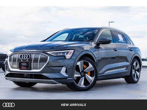 2019 Audi e-tron Premium Plus