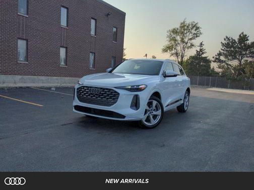 2025 Audi Q5 Premium Plus
