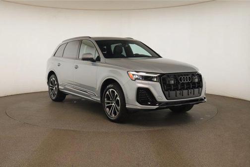 2025 Audi Q7 45 Premium Plus