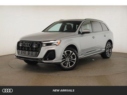 2025 Audi Q7 45 Premium Plus