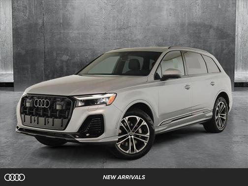2025 Audi Q7 45 Premium Plus