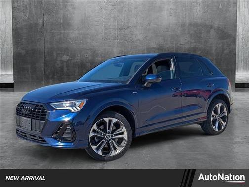 2022 Audi Q3 45 S line Premium Plus