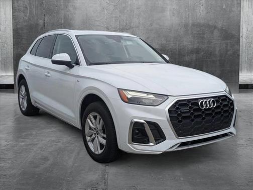 2022 Audi Q5 45 S line Premium